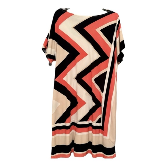 Women’s Dress Geometric Vibes - Picture 2 of 2